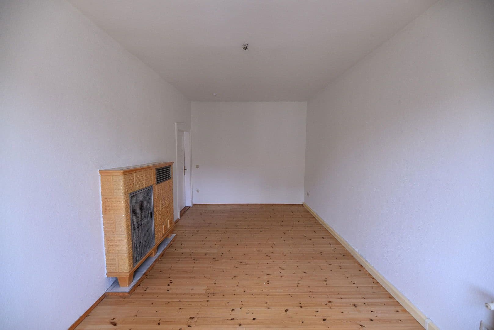 Pronájem bytu 4+1 132 m², Arnoldstraße 31, Dresden, Sasko Pronájem bytu 4+1 132 m², Arnoldstraße 31, Dresden, Sasko