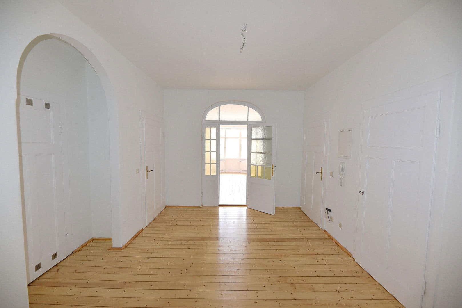 Pronájem bytu 4+1 132 m², Arnoldstraße 31, Dresden, Sasko Pronájem bytu 4+1 132 m², Arnoldstraße 31, Dresden, Sasko