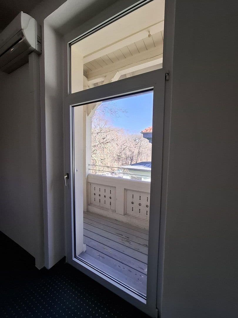 Pronájem kanceláře 250 m², Loebensteinstr. 38, Hannover, Dolní Sasko Pronájem kanceláře 250 m², Loebensteinstr. 38, Hannover, Dolní Sasko