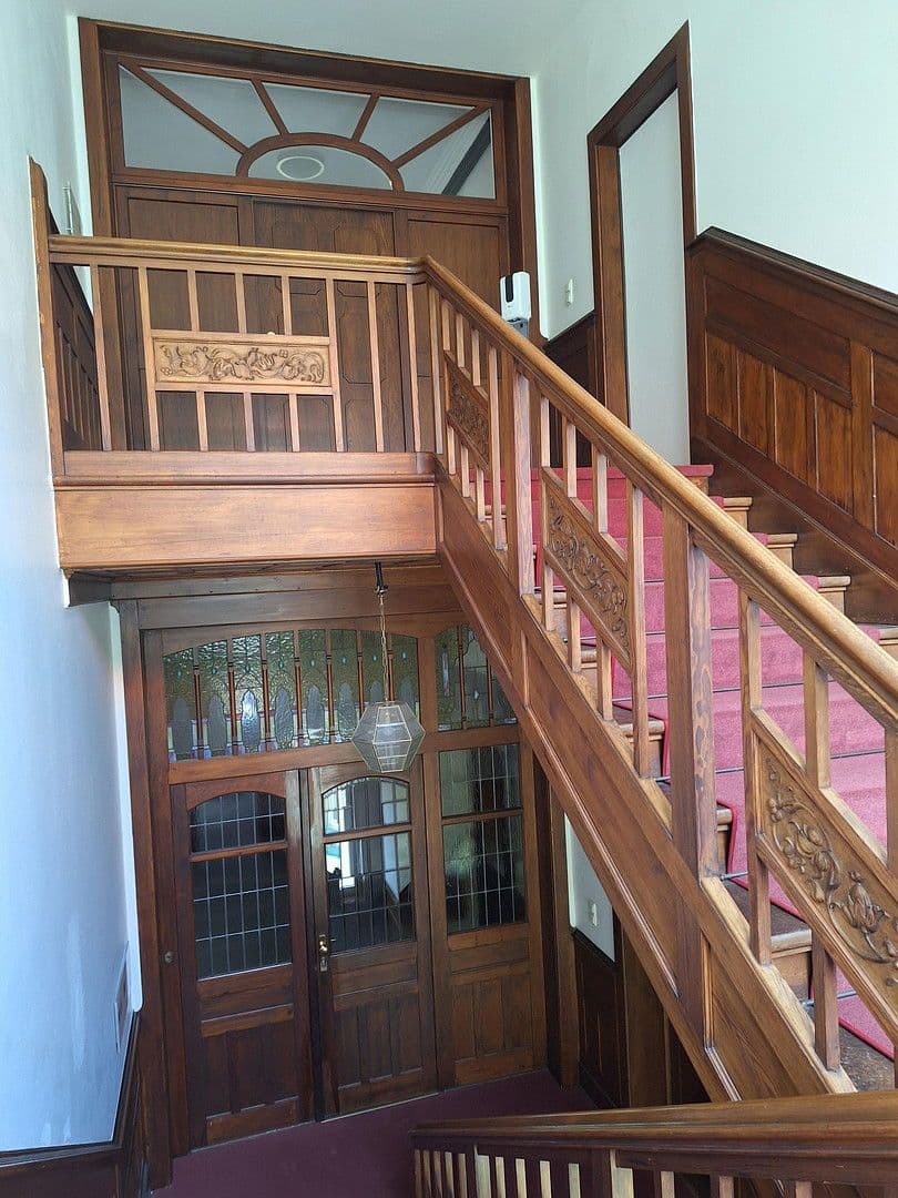 Pronájem kanceláře 250 m², Loebensteinstr. 38, Hannover, Dolní Sasko Pronájem kanceláře 250 m², Loebensteinstr. 38, Hannover, Dolní Sasko