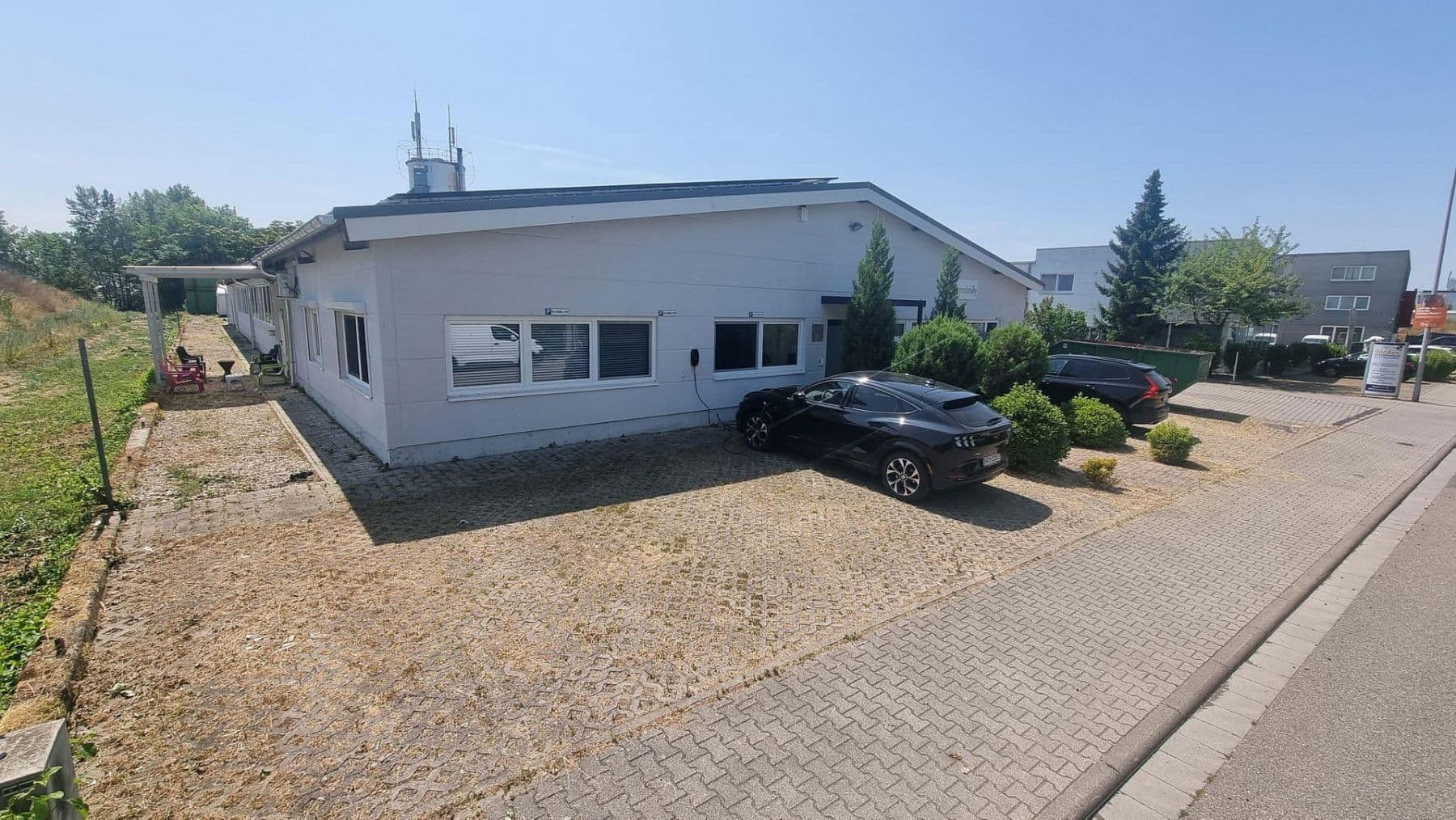 Prodej nebytového prostoru 2.800 m², Bauhofstr. 24, Lampertheim, Hessen Prodej nebytového prostoru 2.800 m², Bauhofstr. 24, Lampertheim, Hessen