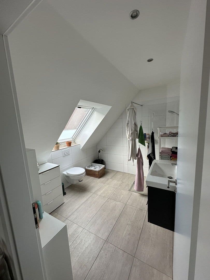 Pronájem bytu 2+kk 52 m², Wendlingen am Neckar, Bádensko-Württembersko Pronájem bytu 2+kk 52 m², Wendlingen am Neckar, Bádensko-Württembersko