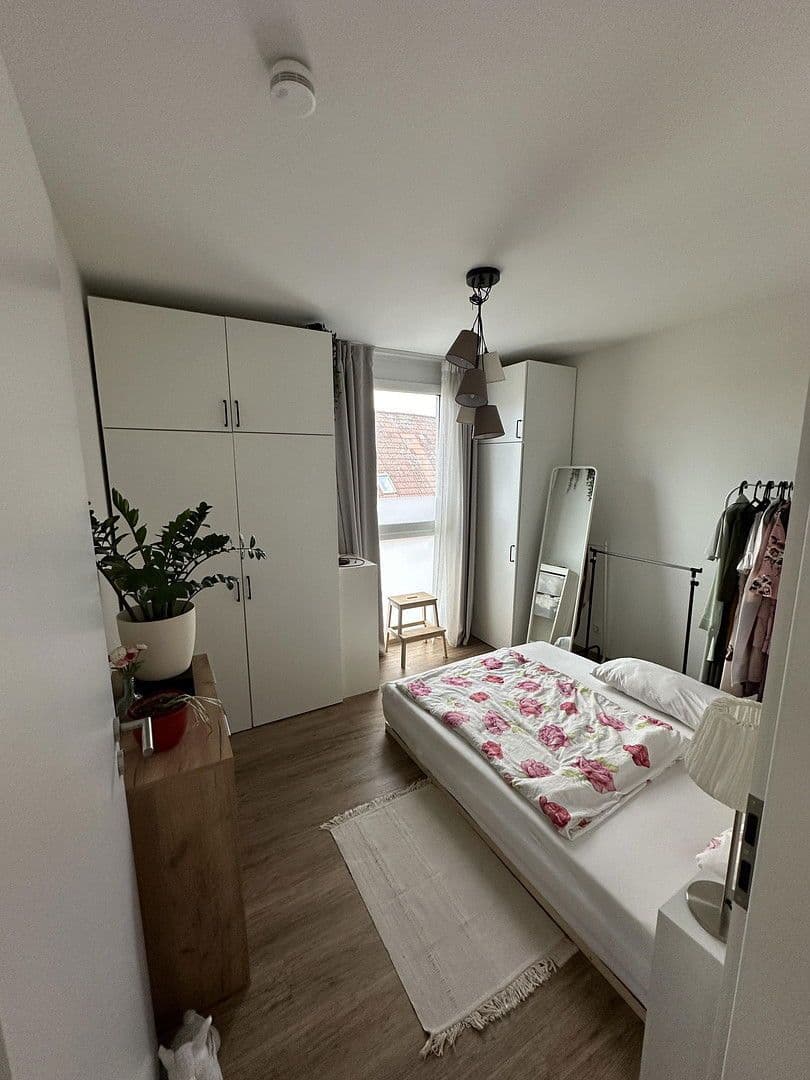 Pronájem bytu 2+kk 52 m², Wendlingen am Neckar, Bádensko-Württembersko Pronájem bytu 2+kk 52 m², Wendlingen am Neckar, Bádensko-Württembersko