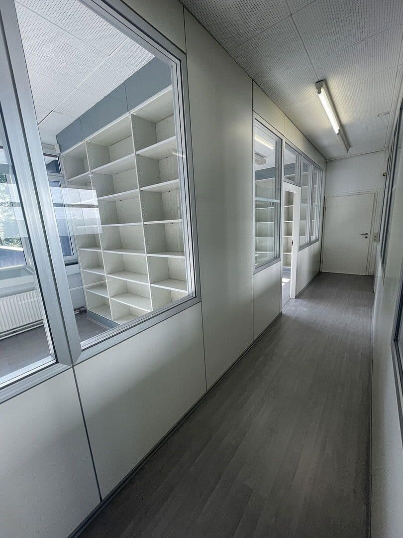 Pronájem kanceláře 222 m², Weil der Stadt, Bádensko-Württembersko Pronájem kanceláře 222 m², Weil der Stadt, Bádensko-Württembersko