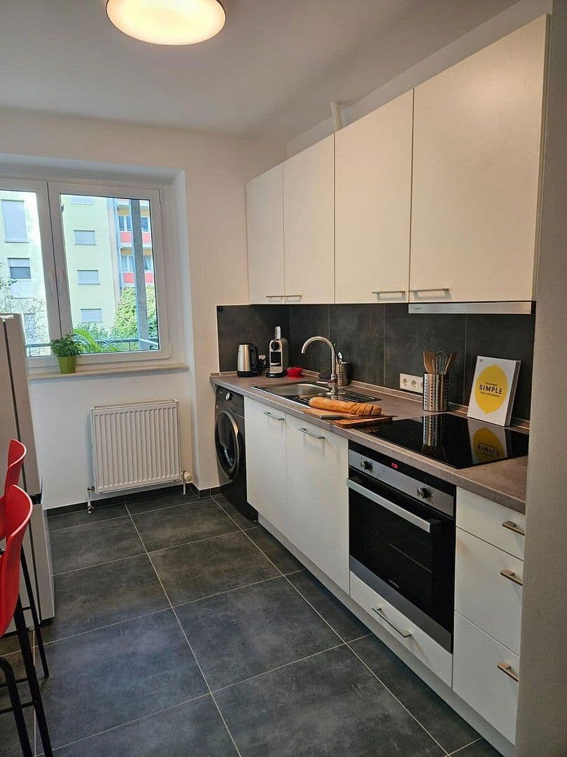 Pronájem bytu 1+1 45 m², Galvanistrasse 15, Frankfurt am Main, Hessen Pronájem bytu 1+1 45 m², Galvanistrasse 15, Frankfurt am Main, Hessen