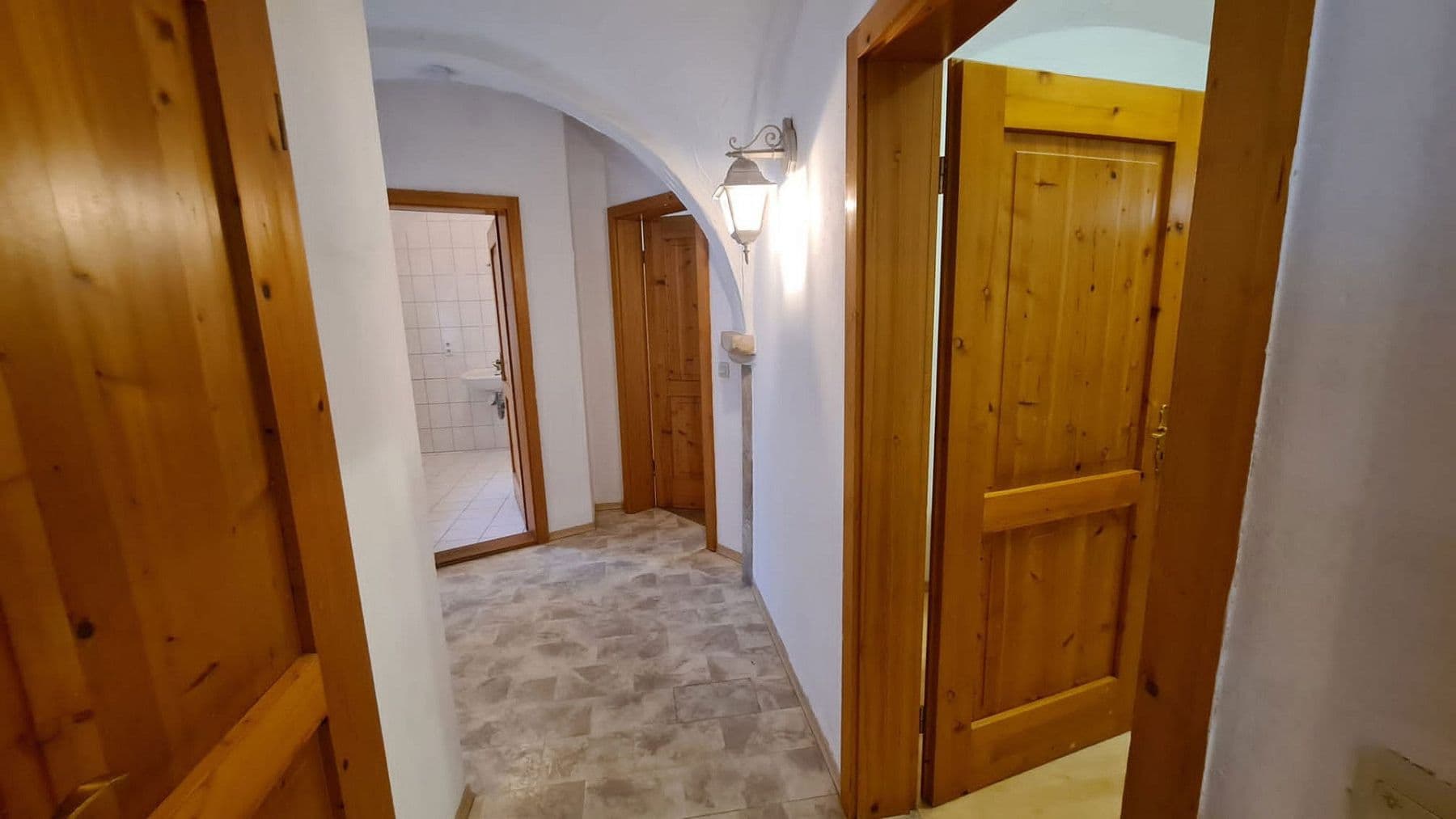 Pronájem domu 250 m², pozemek 500 m², Ingolstadt, Bavorsko Pronájem domu 250 m², pozemek 500 m², Ingolstadt, Bavorsko