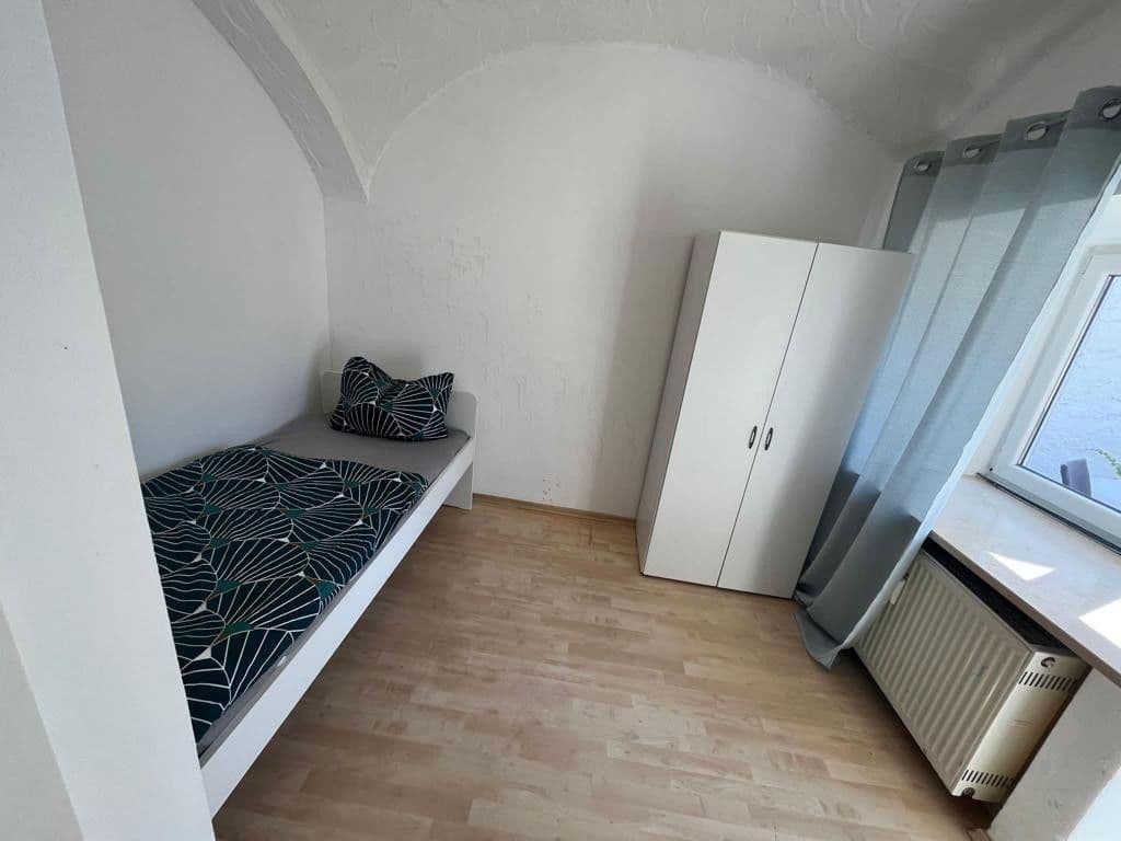 Pronájem domu 250 m², pozemek 500 m², Ingolstadt, Bavorsko Pronájem domu 250 m², pozemek 500 m², Ingolstadt, Bavorsko