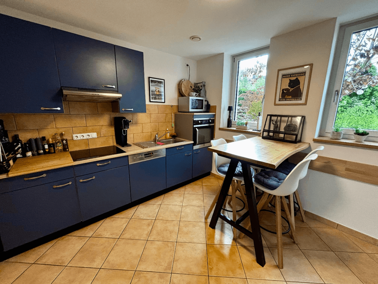 Pronájem bytu 3+1 110 m², Kasel, Porýní-Falc Pronájem bytu 3+1 110 m², Kasel, Porýní-Falc