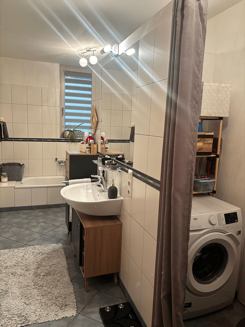 Pronájem bytu 3+1 110 m², Kasel, Porýní-Falc Pronájem bytu 3+1 110 m², Kasel, Porýní-Falc