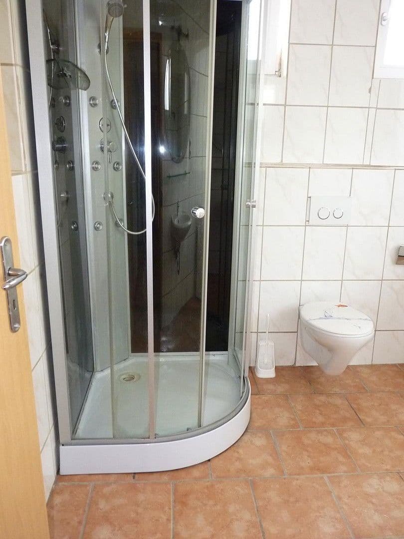 Pronájem domu 175 m², pozemek 500 m², Bahnhof Strasse 25, Dingolfing, Bavorsko Pronájem domu 175 m², pozemek 500 m², Bahnhof Strasse 25, Dingolfing, Bavorsko