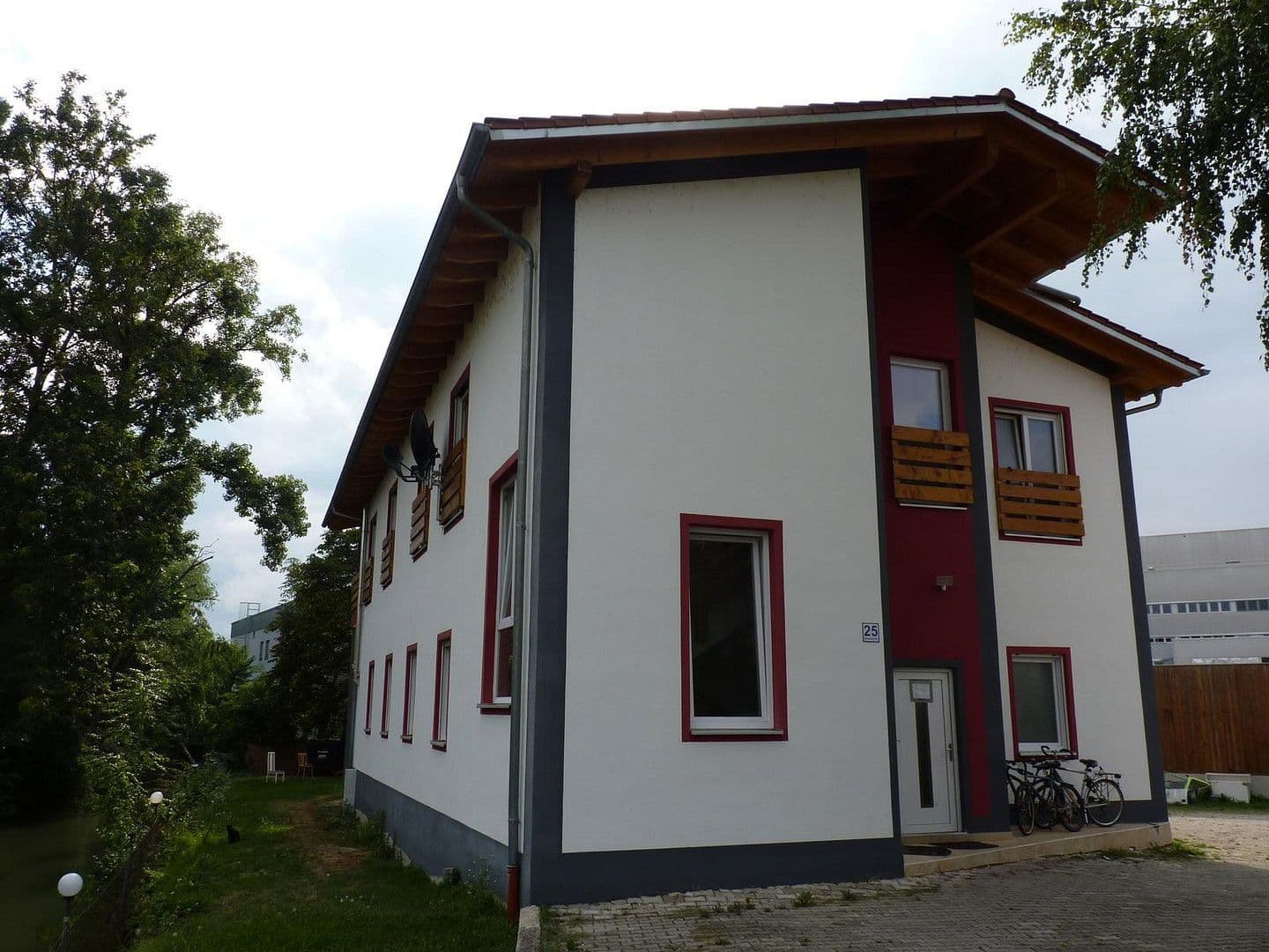 Pronájem domu 175 m², pozemek 500 m², Bahnhof Strasse 25, Dingolfing, Bavorsko Pronájem domu 175 m², pozemek 500 m², Bahnhof Strasse 25, Dingolfing, Bavorsko