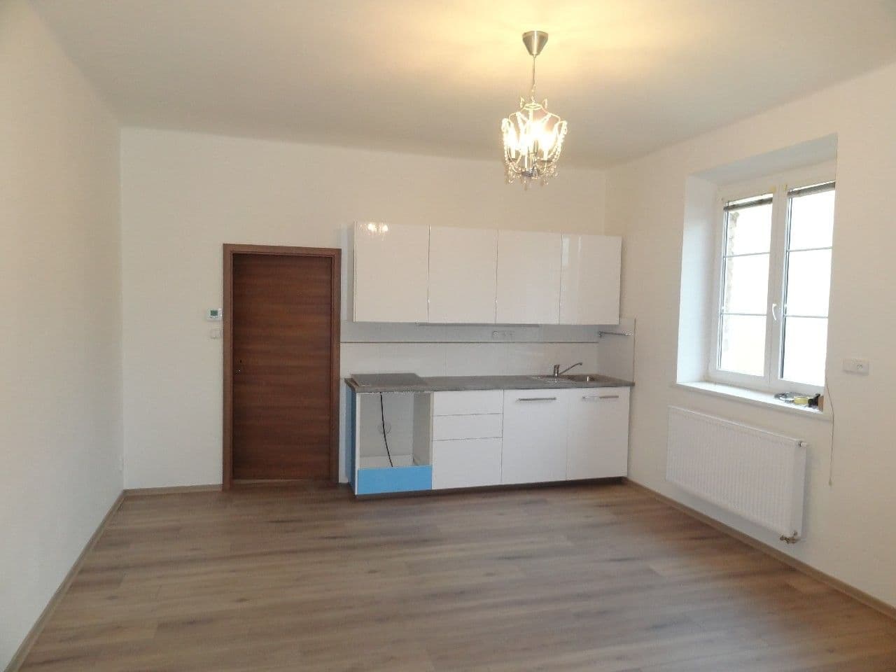 Pronájem bytu 2+kk 48 m², Adamovská, Praha, Praha Pronájem bytu 2+kk 48 m², Adamovská, Praha, Praha