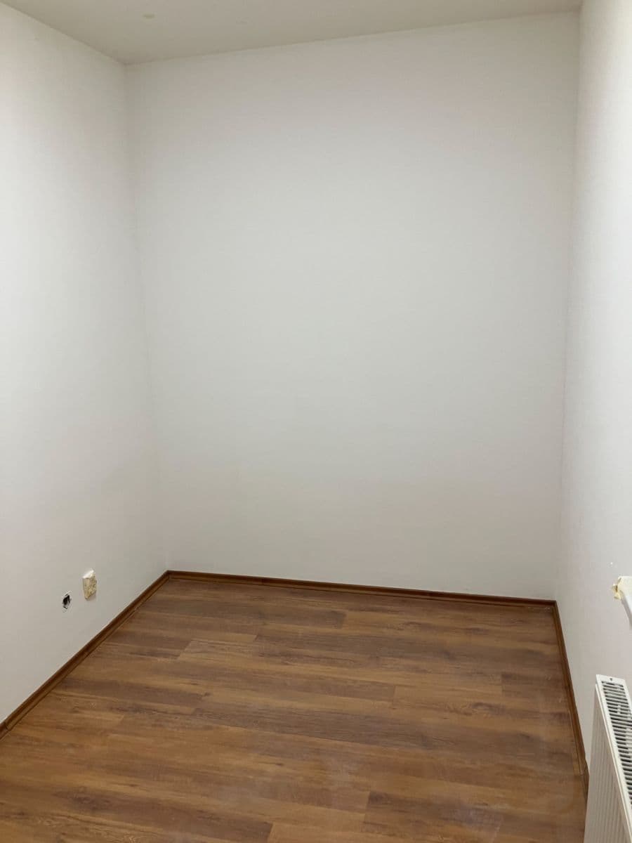 Pronájem bytu 2+kk 38 m², Hornoměcholupská, Praha, Praha Pronájem bytu 2+kk 38 m², Hornoměcholupská, Praha, Praha