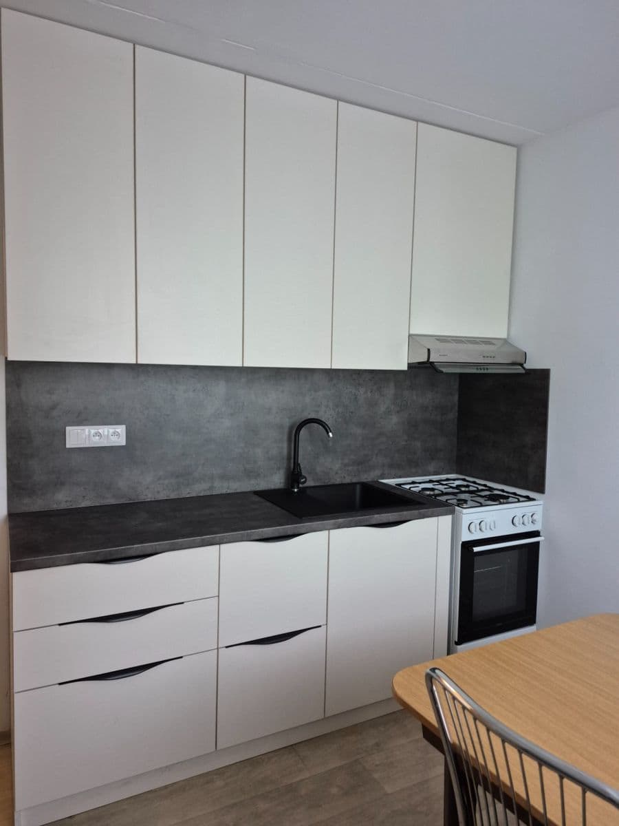 Pronájem bytu 3+1 72 m², Spodní, Brno, Jihomoravský kraj Pronájem bytu 3+1 72 m², Spodní, Brno, Jihomoravský kraj