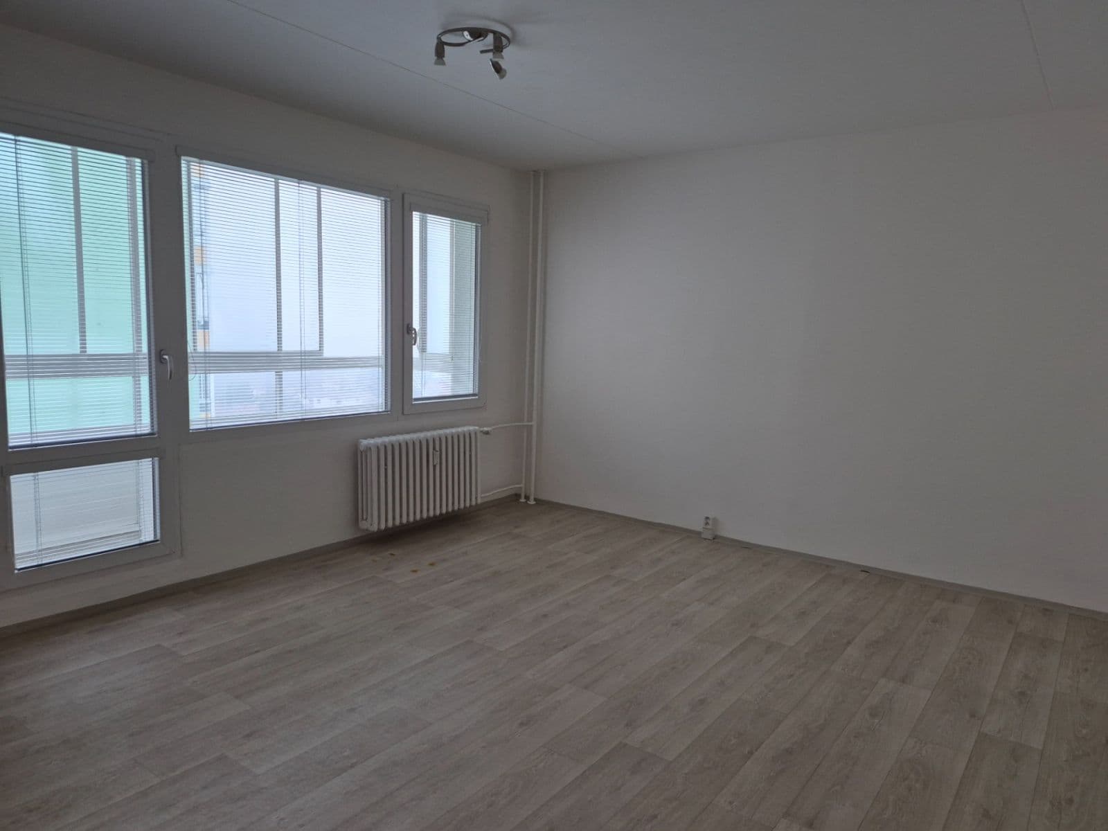 Pronájem bytu 3+1 72 m², Spodní, Brno, Jihomoravský kraj Pronájem bytu 3+1 72 m², Spodní, Brno, Jihomoravský kraj