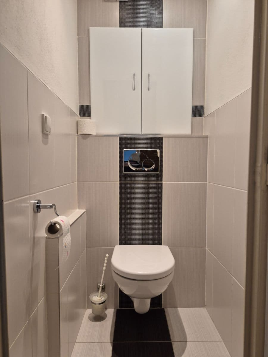 Pronájem bytu 3+1 72 m², Spodní, Brno, Jihomoravský kraj Pronájem bytu 3+1 72 m², Spodní, Brno, Jihomoravský kraj