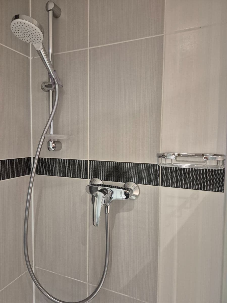 Pronájem bytu 3+1 72 m², Spodní, Brno, Jihomoravský kraj Pronájem bytu 3+1 72 m², Spodní, Brno, Jihomoravský kraj