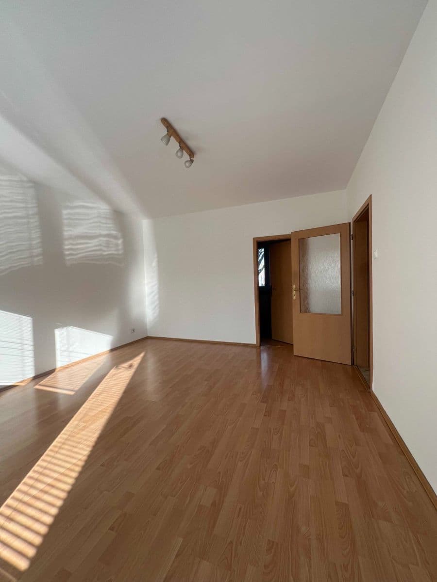 Prodej bytu 3+1 67 m², Centrum II., Dubnica nad Váhom, Trenčiansky kraj Prodej bytu 3+1 67 m², Centrum II., Dubnica nad Váhom, Trenčiansky kraj