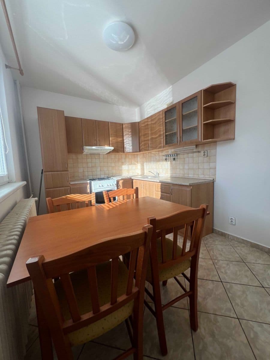 Prodej bytu 3+1 67 m², Centrum II., Dubnica nad Váhom, Trenčiansky kraj Prodej bytu 3+1 67 m², Centrum II., Dubnica nad Váhom, Trenčiansky kraj