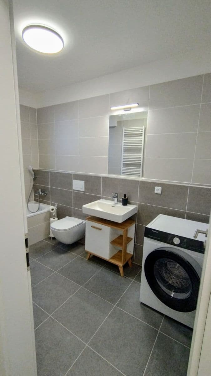 Pronájem bytu 2+kk 50 m², Stočesova, Praha, Praha Pronájem bytu 2+kk 50 m², Stočesova, Praha, Praha