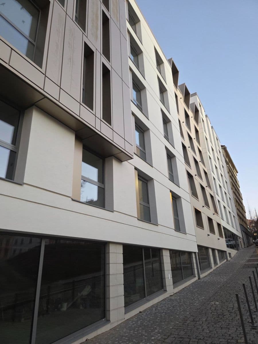 Pronájem bytu 2+kk 39 m², Krymská, Praha, Praha Pronájem bytu 2+kk 39 m², Krymská, Praha, Praha