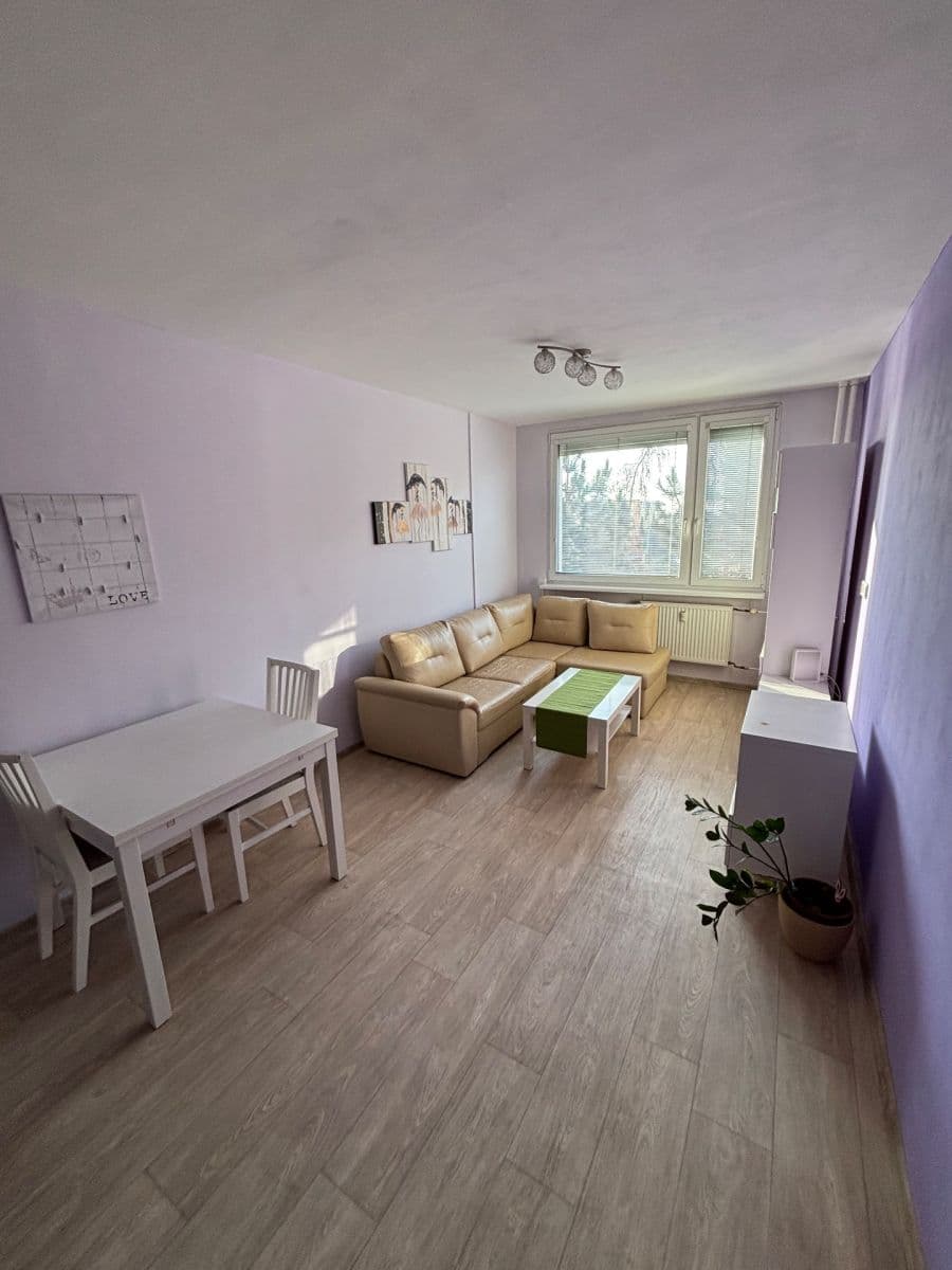 Pronájem bytu 2+kk 45 m², Pšenčíkova, Praha, Praha Pronájem bytu 2+kk 45 m², Pšenčíkova, Praha, Praha