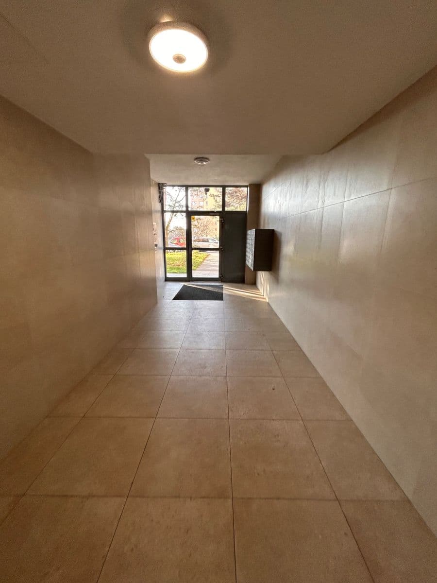 Pronájem bytu 2+kk 45 m², Pšenčíkova, Praha, Praha Pronájem bytu 2+kk 45 m², Pšenčíkova, Praha, Praha