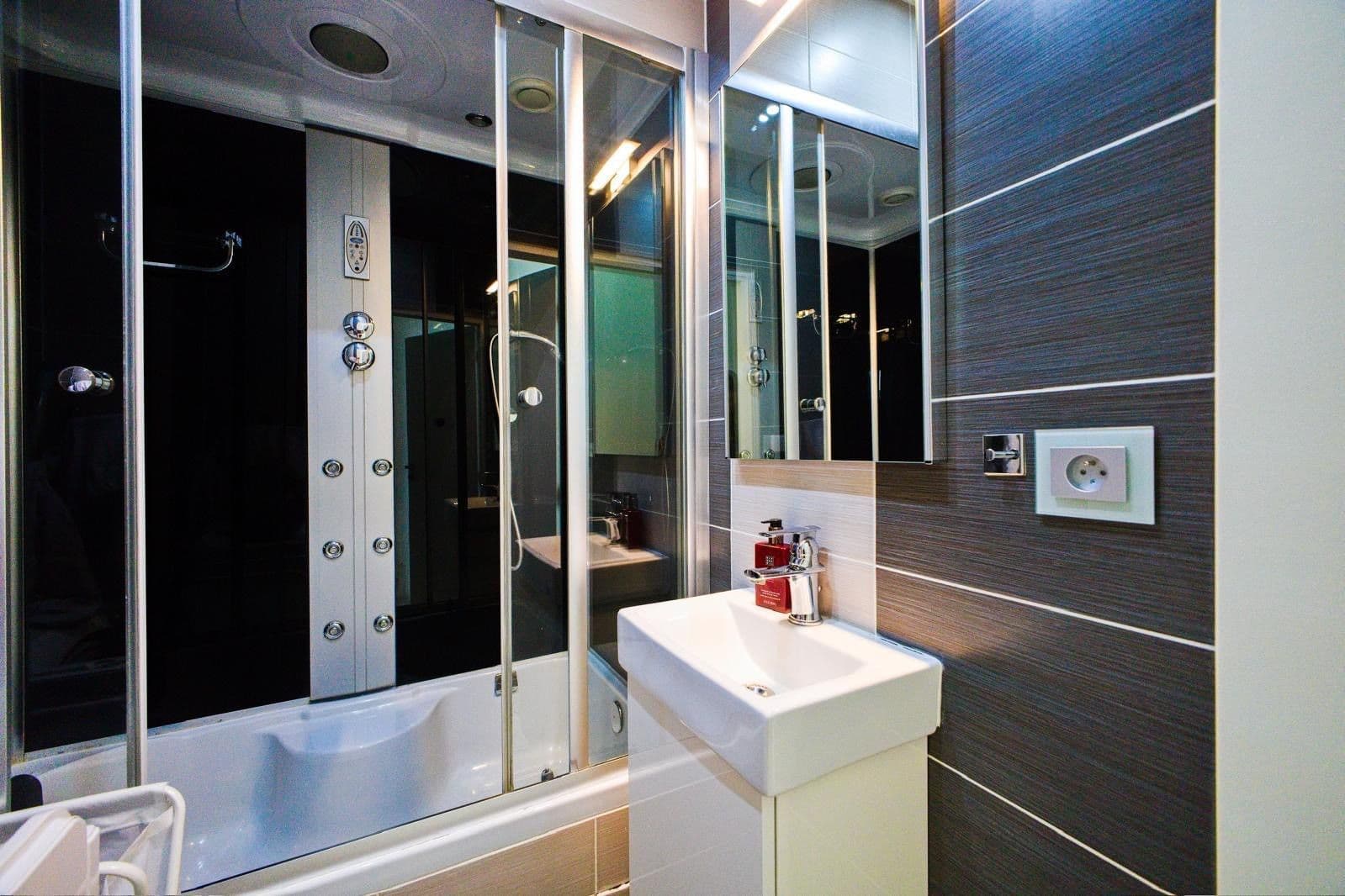 Prodej bytu 3+1 69 m², Česká, Zlín, Zlínský kraj Prodej bytu 3+1 69 m², Česká, Zlín, Zlínský kraj