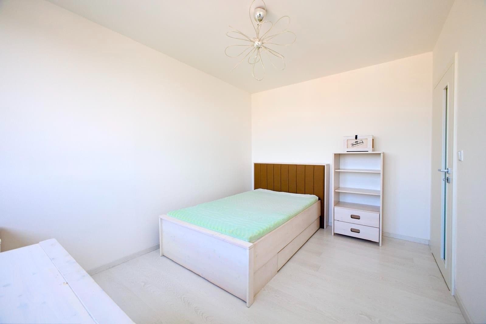 Prodej bytu 3+1 69 m², Česká, Zlín, Zlínský kraj Prodej bytu 3+1 69 m², Česká, Zlín, Zlínský kraj