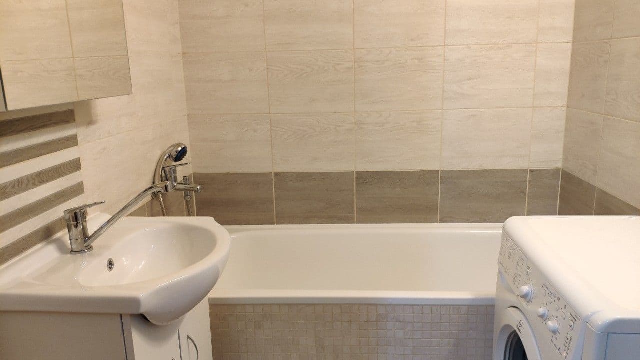 Pronájem bytu 2+1 57 m², Černá cesta, Olomouc, Olomoucký kraj Pronájem bytu 2+1 57 m², Černá cesta, Olomouc, Olomoucký kraj