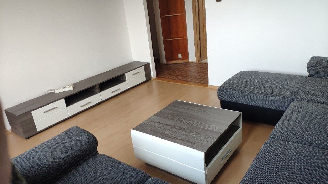 Pronájem bytu 2+1 57 m², Černá cesta, Olomouc, Olomoucký kraj Pronájem bytu 2+1 57 m², Černá cesta, Olomouc, Olomoucký kraj