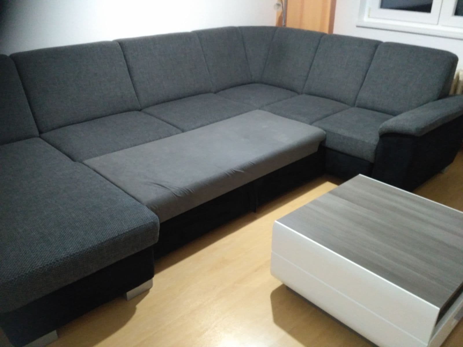 Pronájem bytu 2+1 57 m², Černá cesta, Olomouc, Olomoucký kraj Pronájem bytu 2+1 57 m², Černá cesta, Olomouc, Olomoucký kraj