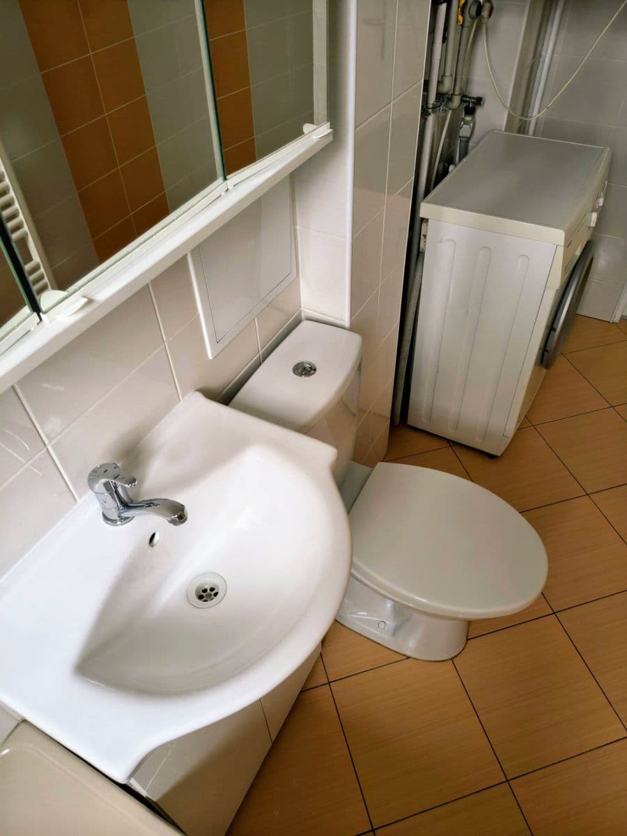 Pronájem bytu 1+1 38 m², Čechova, Benešov, Středočeský kraj Pronájem bytu 1+1 38 m², Čechova, Benešov, Středočeský kraj