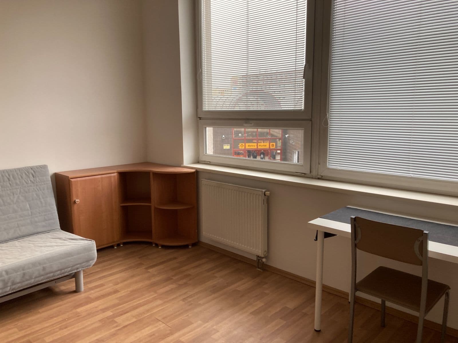 Pronájem bytu 1+kk 32 m², Sluneční náměstí, Praha, Praha Pronájem bytu 1+kk 32 m², Sluneční náměstí, Praha, Praha