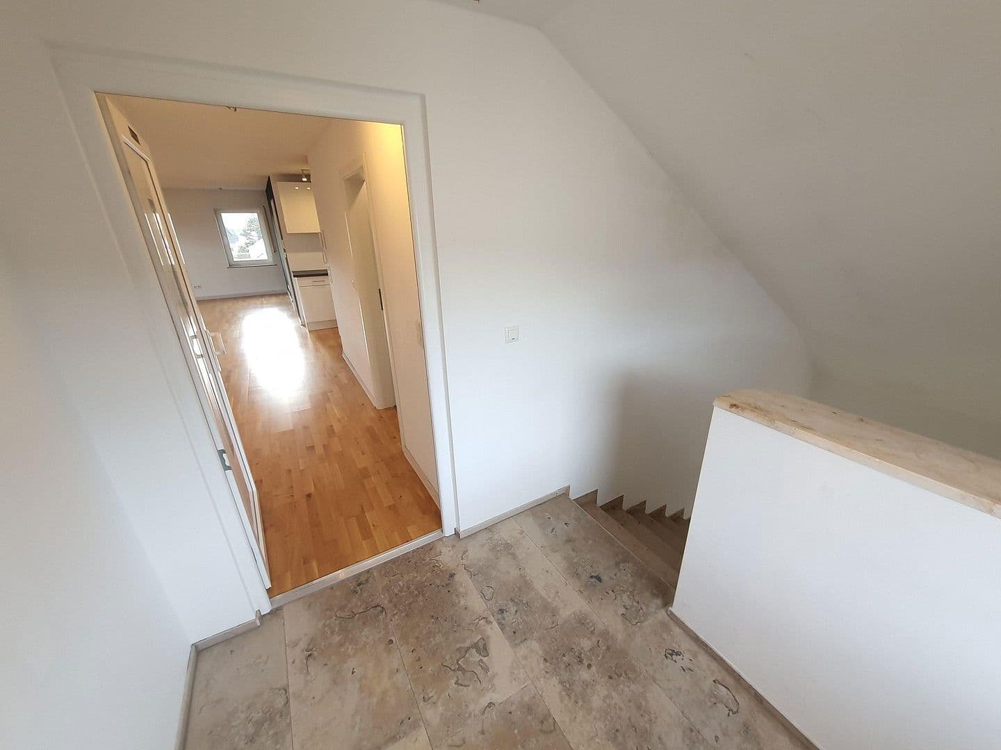 Prodej domu 328 m², pozemek 673 m², Chýžice, Bavorsko Prodej domu 328 m², pozemek 673 m², Chýžice, Bavorsko