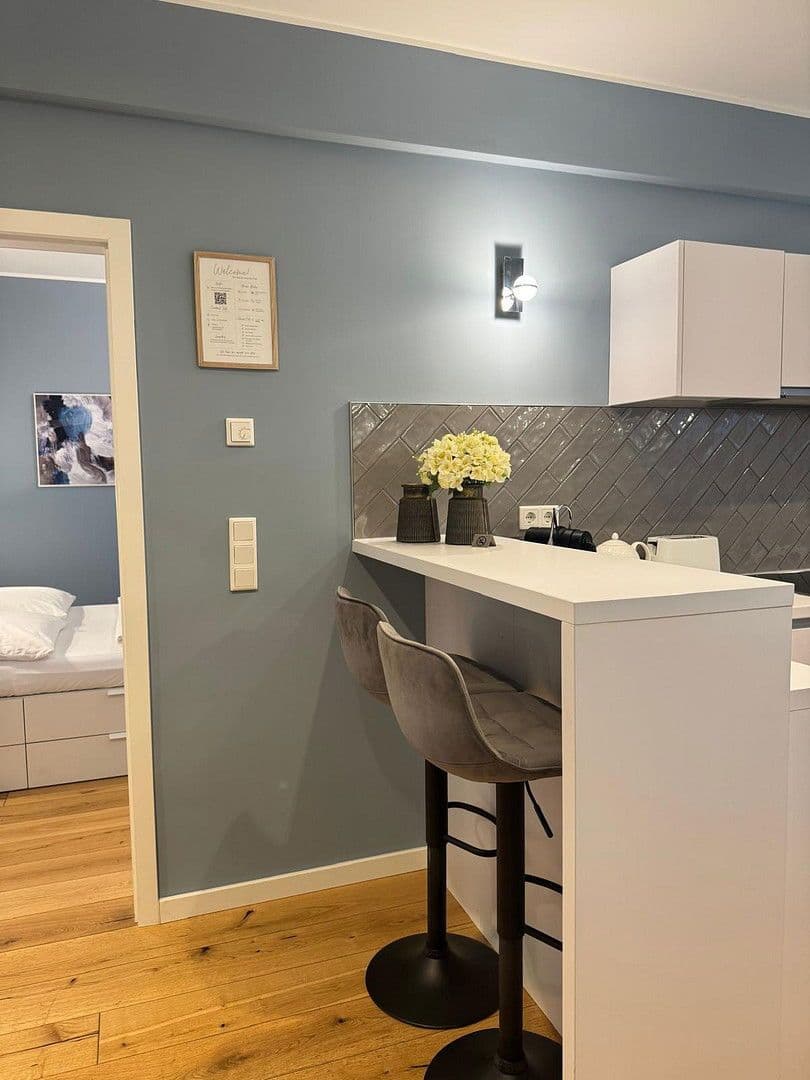 Pronájem bytu 1+1 36 m², Oberbilker Allee 39, Düsseldorf, Severní Porýní-Vestfálsko Pronájem bytu 1+1 36 m², Oberbilker Allee 39, Düsseldorf, Severní Porýní-Vestfálsko