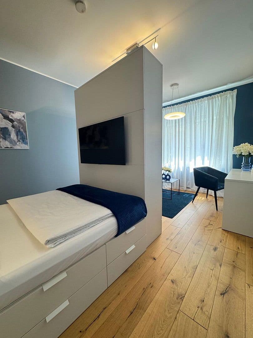 Pronájem bytu 1+1 36 m², Oberbilker Allee 39, Düsseldorf, Severní Porýní-Vestfálsko Pronájem bytu 1+1 36 m², Oberbilker Allee 39, Düsseldorf, Severní Porýní-Vestfálsko