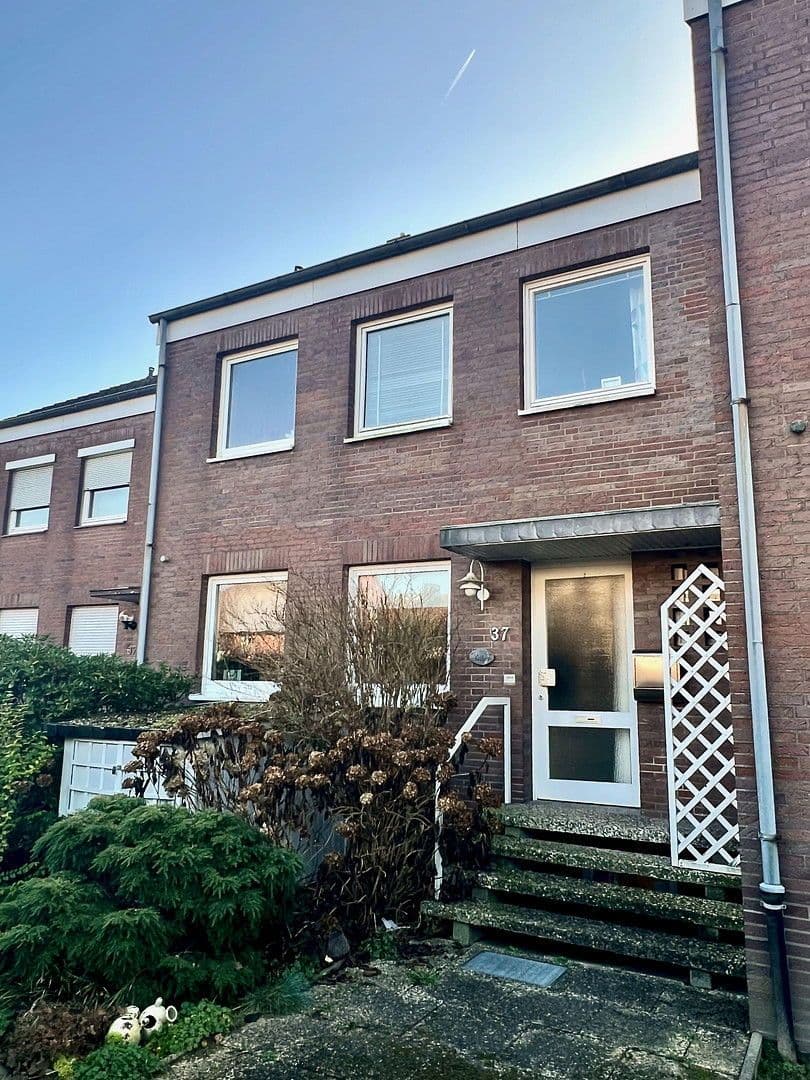 Prodej domu 144 m², pozemek 206 m², Wunstorf, Dolní Sasko Prodej domu 144 m², pozemek 206 m², Wunstorf, Dolní Sasko