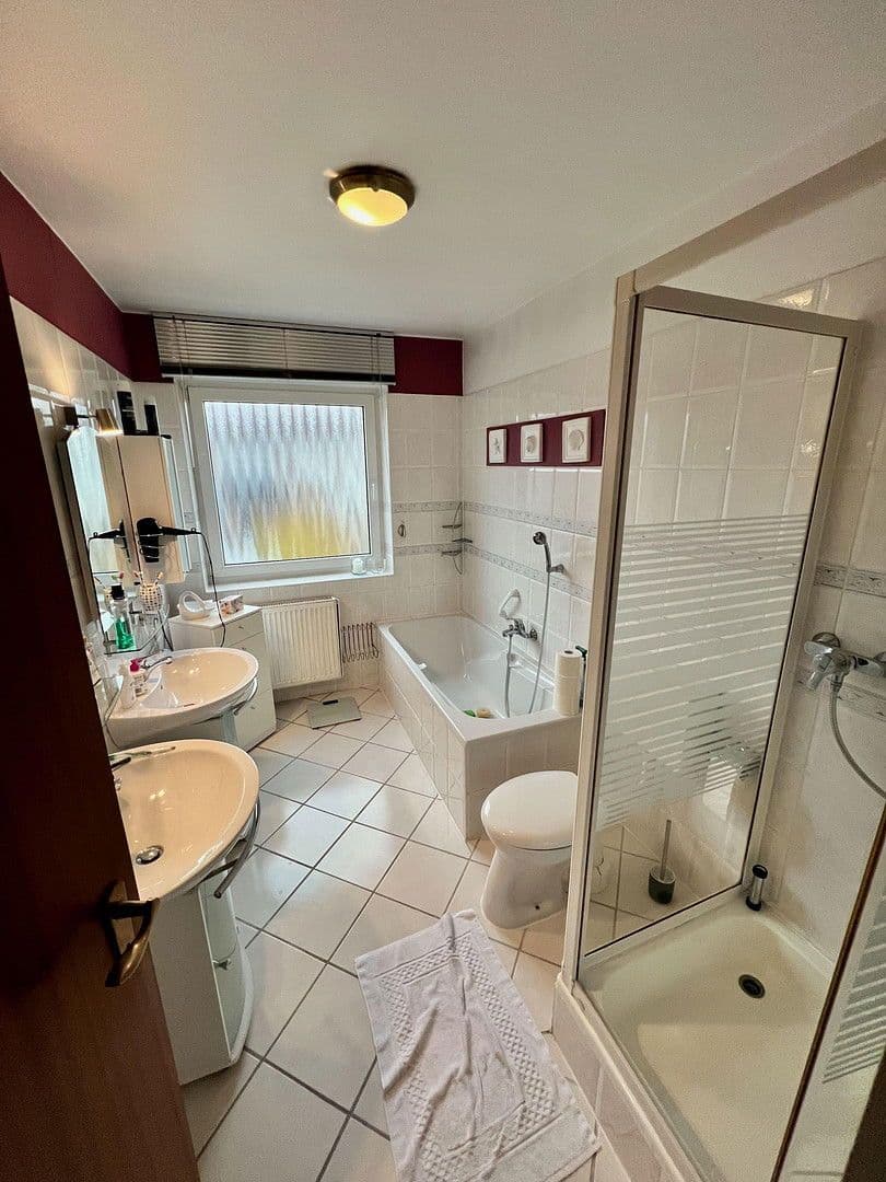 Prodej domu 144 m², pozemek 206 m², Wunstorf, Dolní Sasko Prodej domu 144 m², pozemek 206 m², Wunstorf, Dolní Sasko