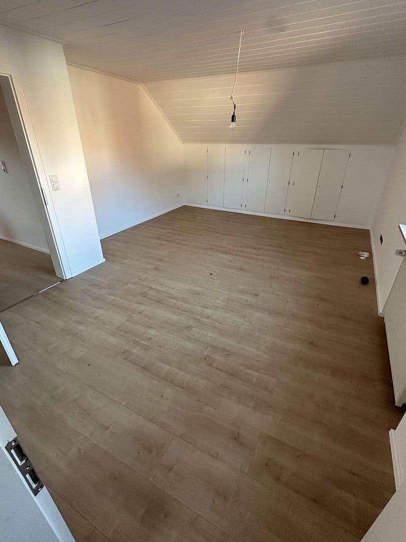 Pronájem domu 180 m², pozemek 800 m², Rodewald, Dolní Sasko Pronájem domu 180 m², pozemek 800 m², Rodewald, Dolní Sasko