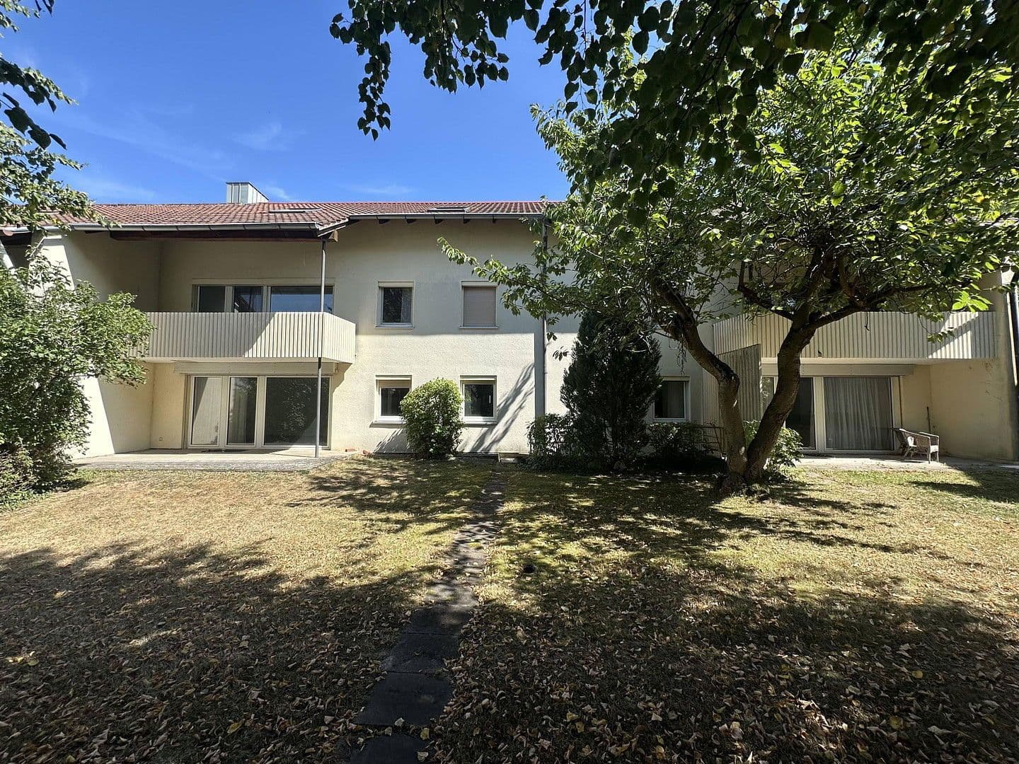 Prodej domu 554 m², pozemek 821 m², Herzogenaurach, Bavorsko Prodej domu 554 m², pozemek 821 m², Herzogenaurach, Bavorsko