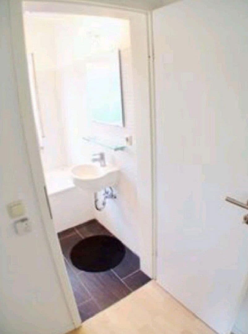 Pronájem bytu 2+1 60 m², Bruchköbel, Hessen Pronájem bytu 2+1 60 m², Bruchköbel, Hessen