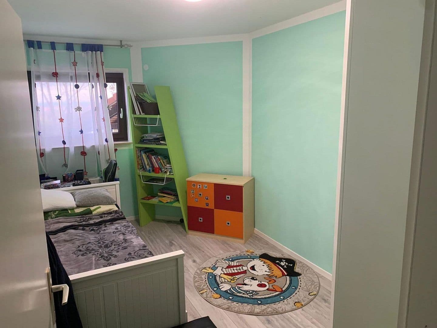 Pronájem bytu 3+kk 98 m², Leonberg, Bádensko-Württembersko Pronájem bytu 3+kk 98 m², Leonberg, Bádensko-Württembersko