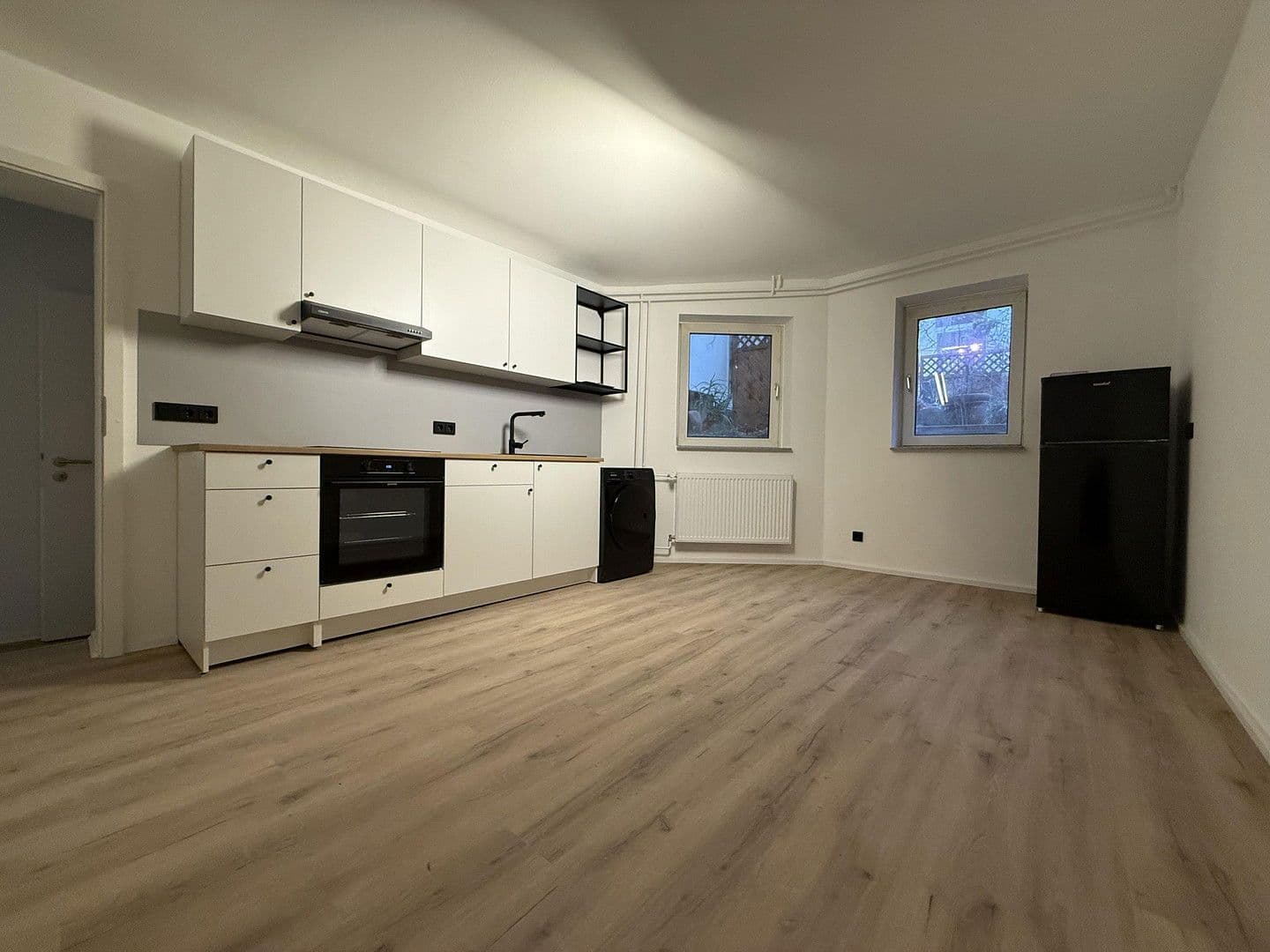Pronájem bytu 2+1 75 m², Schubertstraße, Braunschweig, Dolní Sasko Pronájem bytu 2+1 75 m², Schubertstraße, Braunschweig, Dolní Sasko