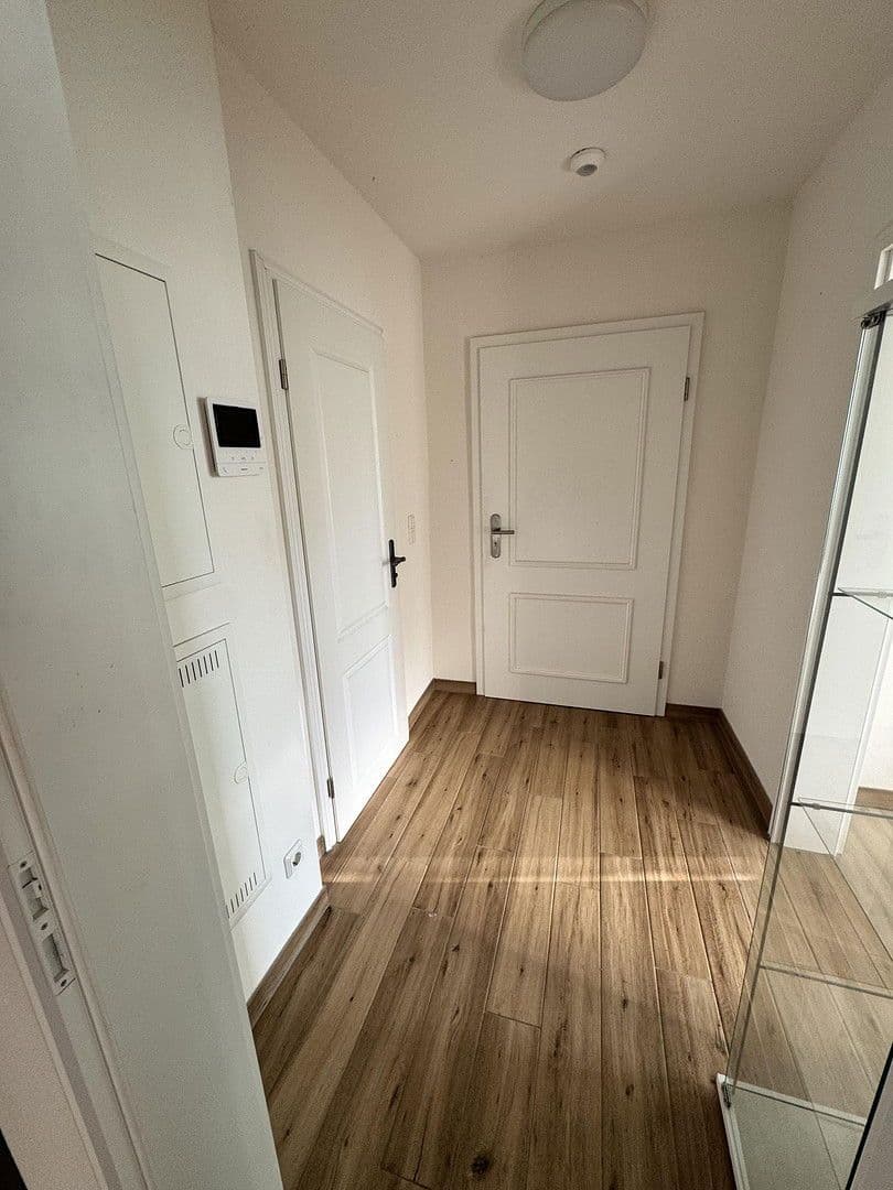 Pronájem bytu 2+1 47 m², Am Mühlgraben 1c, Kreischa, Sasko Pronájem bytu 2+1 47 m², Am Mühlgraben 1c, Kreischa, Sasko