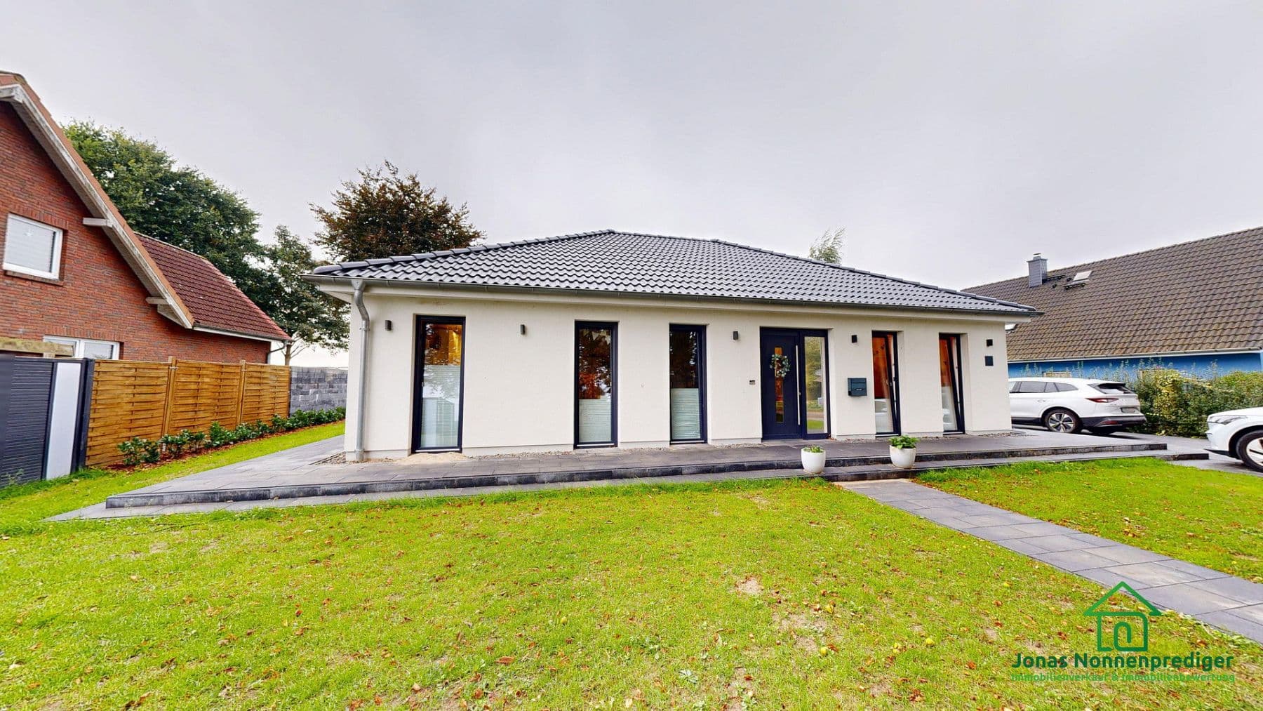 Prodej domu 146 m², pozemek 1.064 m², Seestraße 11, Mühlen Eichsen, Mecklenburg-Vorpommern Prodej domu 146 m², pozemek 1.064 m², Seestraße 11, Mühlen Eichsen, Mecklenburg-Vorpommern