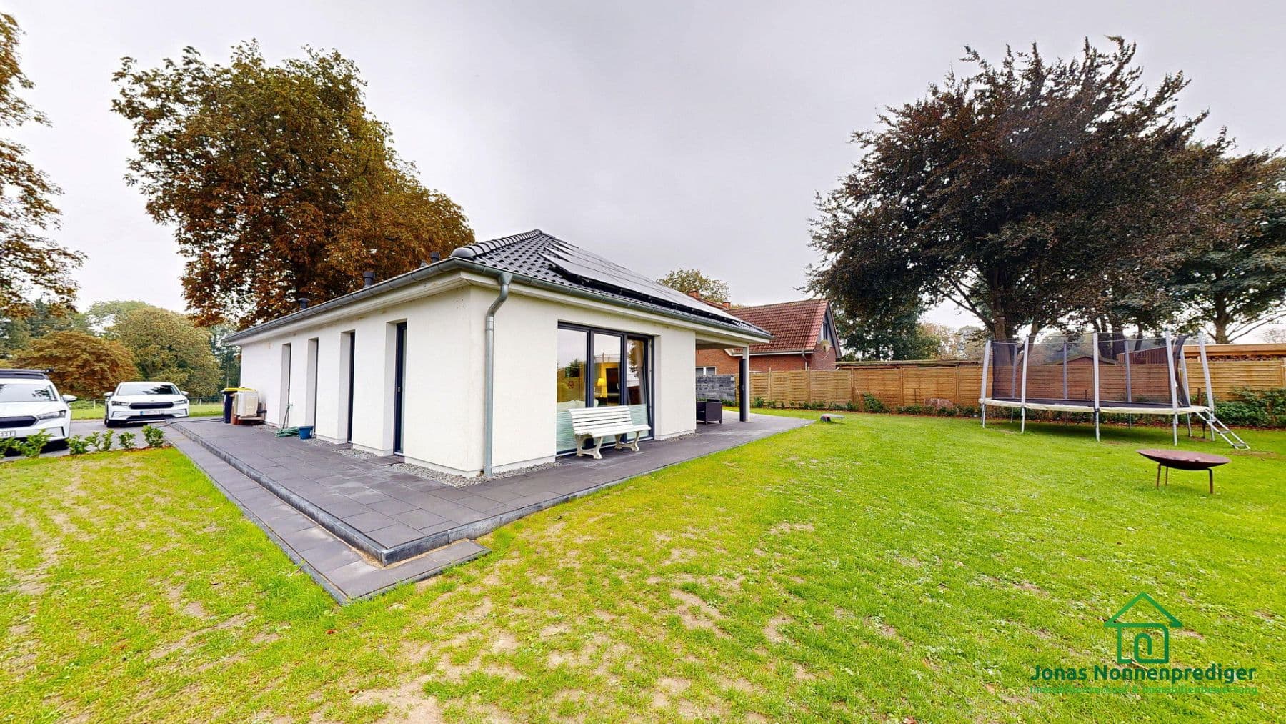 Prodej domu 146 m², pozemek 1.064 m², Seestraße 11, Mühlen Eichsen, Mecklenburg-Vorpommern Prodej domu 146 m², pozemek 1.064 m², Seestraße 11, Mühlen Eichsen, Mecklenburg-Vorpommern