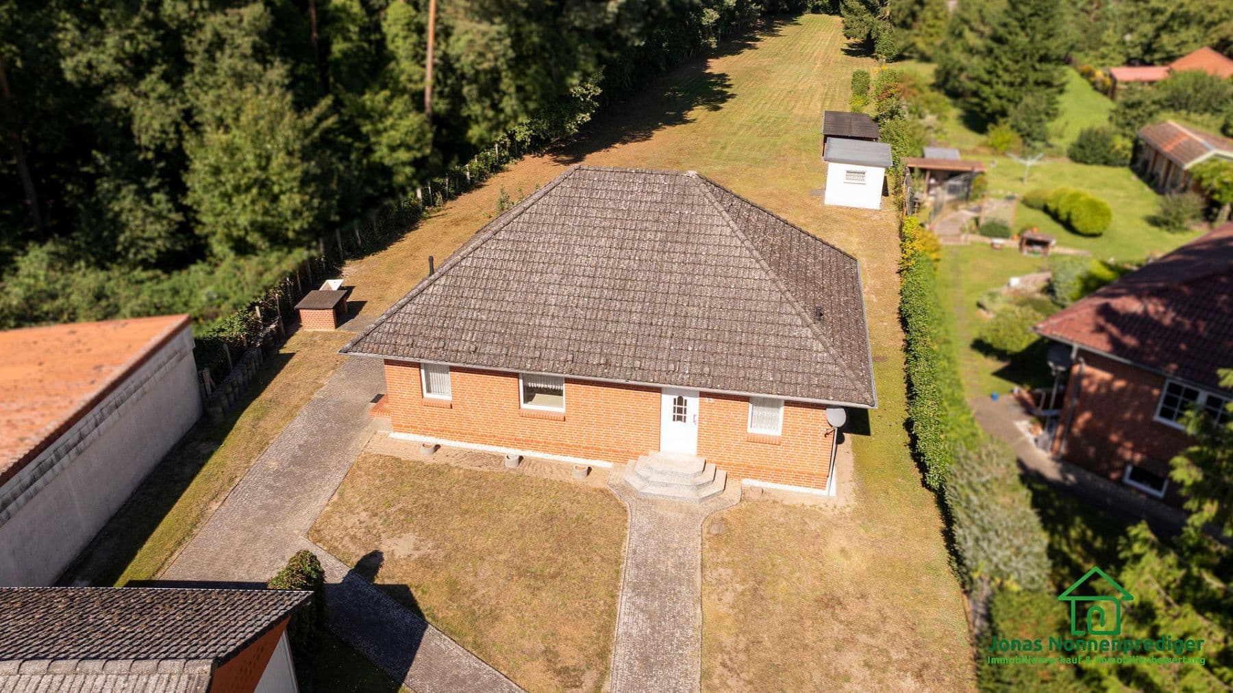 Prodej domu 103 m², pozemek 4.839 m², Neuhöfer Straße 33, Neustadt-Glewe, Mecklenburg-Vorpommern Prodej domu 103 m², pozemek 4.839 m², Neuhöfer Straße 33, Neustadt-Glewe, Mecklenburg-Vorpommern