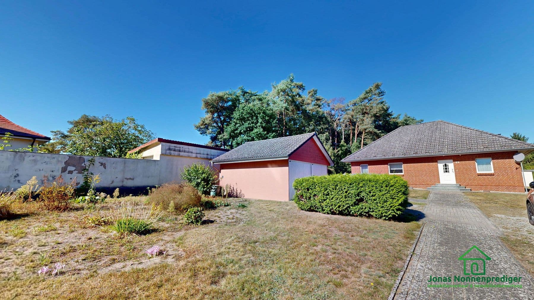 Prodej domu 103 m², pozemek 4.839 m², Neuhöfer Straße 33, Neustadt-Glewe, Mecklenburg-Vorpommern Prodej domu 103 m², pozemek 4.839 m², Neuhöfer Straße 33, Neustadt-Glewe, Mecklenburg-Vorpommern