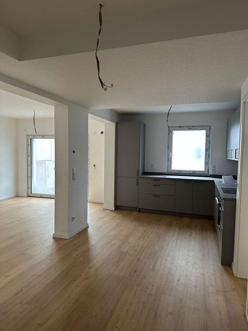Pronájem bytu 2+kk 82 m², Mindener Weg 4, Gelsenkirchen, Severní Porýní-Vestfálsko Pronájem bytu 2+kk 82 m², Mindener Weg 4, Gelsenkirchen, Severní Porýní-Vestfálsko